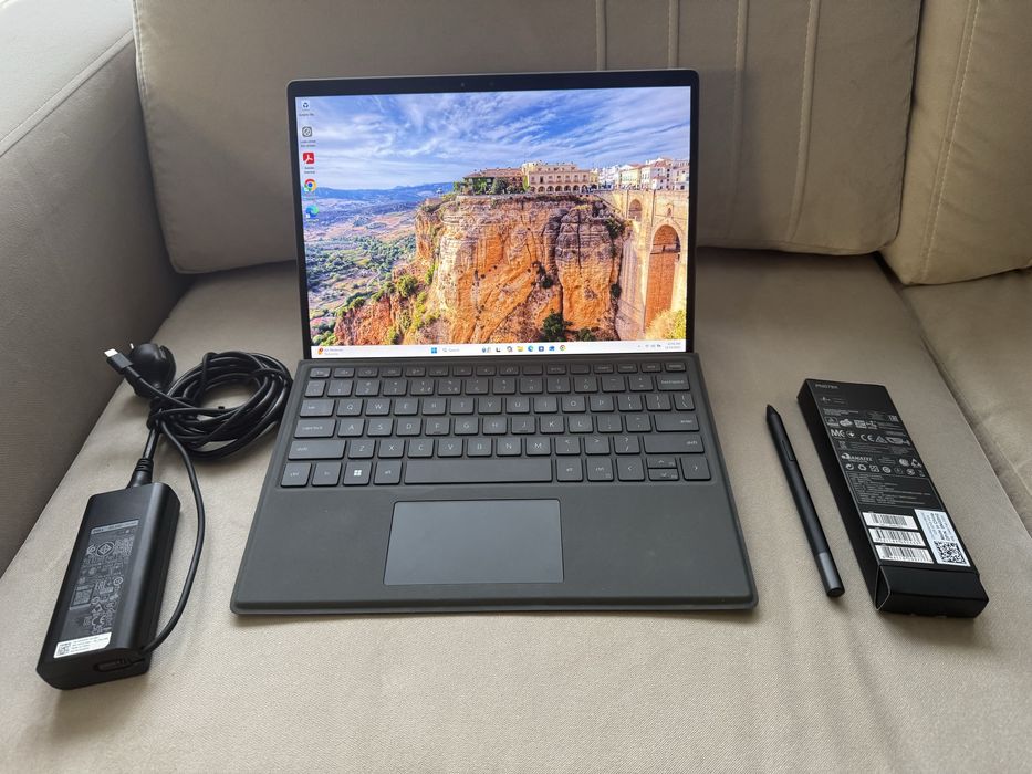 Tableta Dell 7320 Detachable, i5-1140G7, 16GB RAM, 256GB SSD, Pen