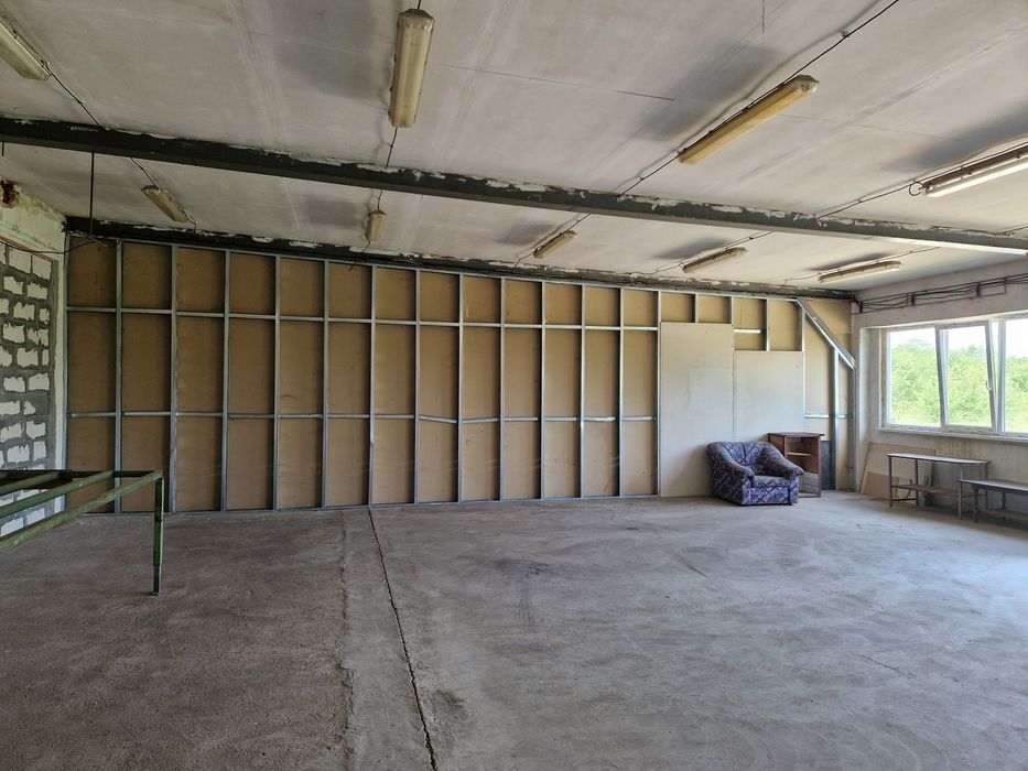 Дава се под наем Склад в с. Войводиново, Област Пловдив - 130 кв.м за 397.8 € - Снимка #2