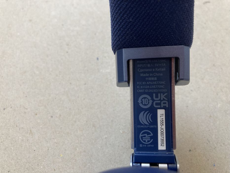 Casti over the ear wireless JBL Live 770nc