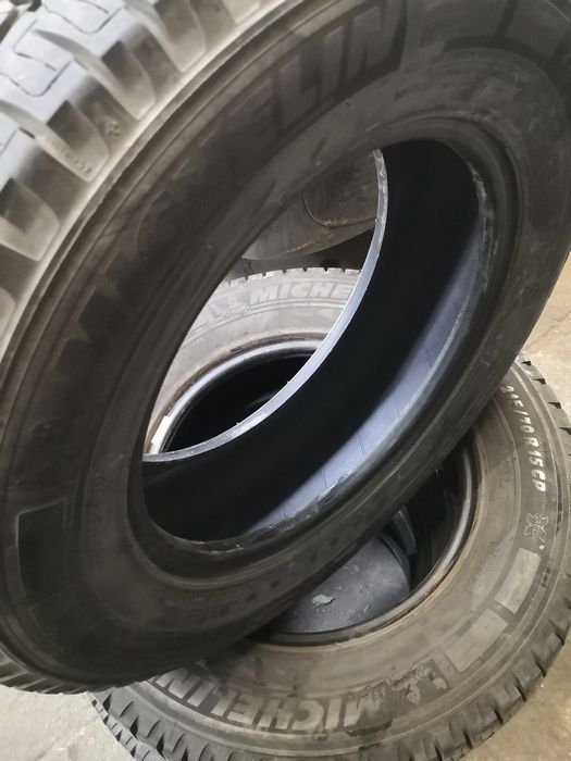 Гуми 215/70/15 Michelin Agilis за кемпер