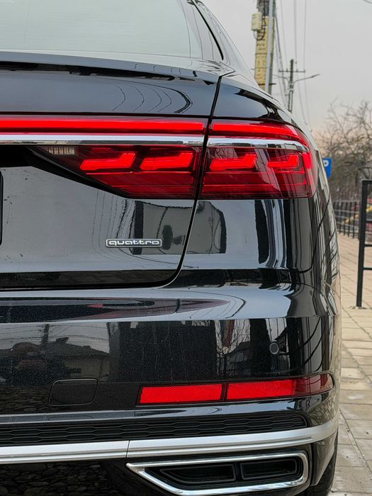 Audi A8L  Excelent