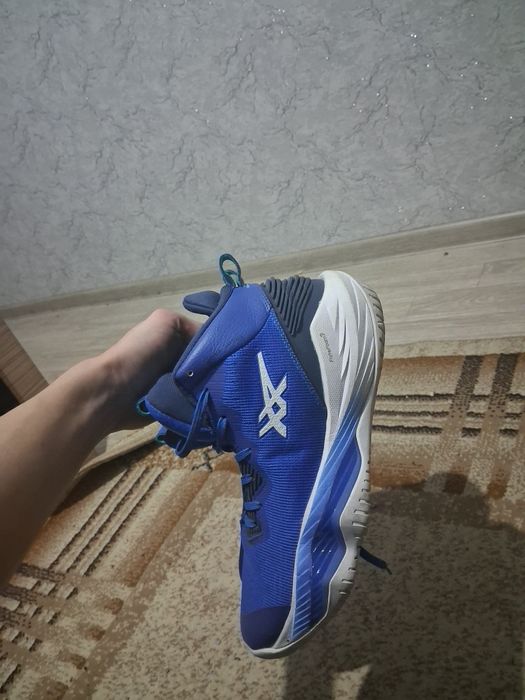 АСИКС в продаже !!!