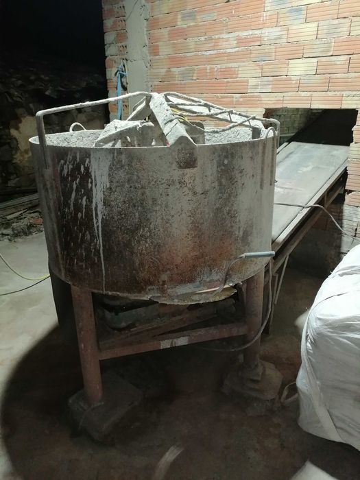 Машина за бетонни блокчета