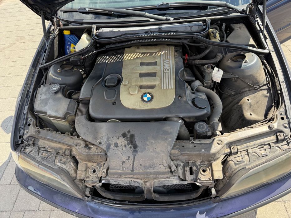 Лек автомобил BMW E46 330d Facelift