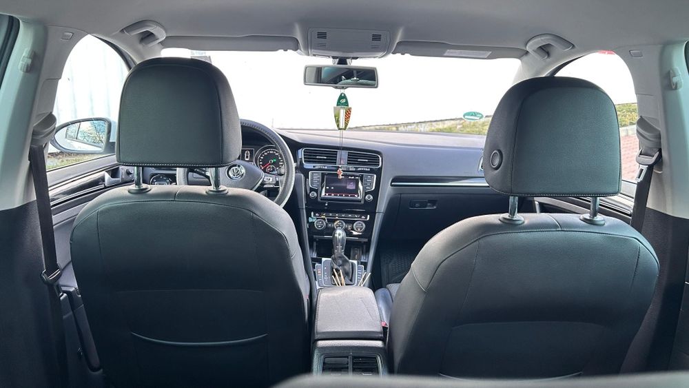 Golf 7 de vanzare ,model deosebit ( 2.0 TDI AUTOMAT )