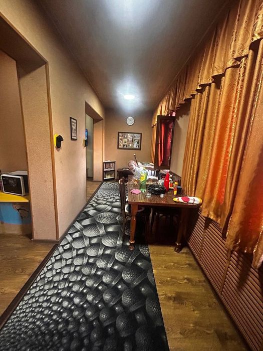 Продается 3х комнатная квартира на массив куйлюк 6 (RV)