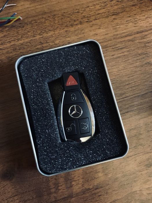 Ключи рыбки для Мерседес