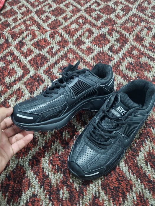 Nike Zoom Vomero 5