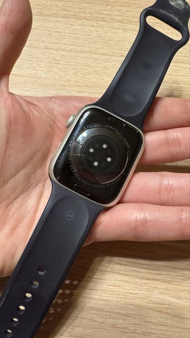 Apple watch 8, starlight, 45mm