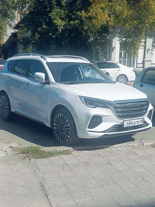Продам  автомобильJETOURX70