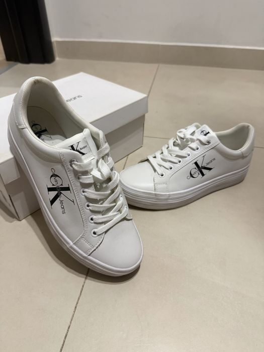 Нови кецове Calvin Klein