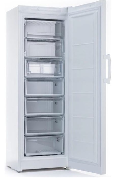 Продам морозильную камеру Indesit