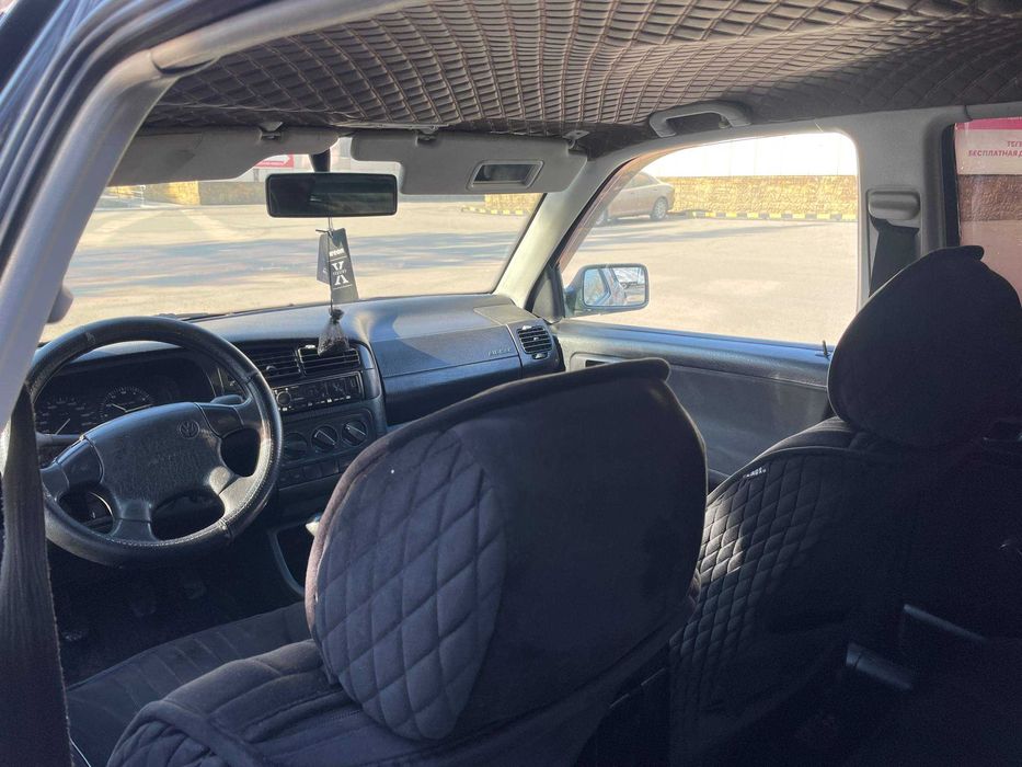 Volkswagen Golf 1994 г