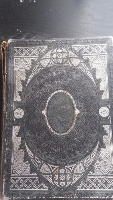 carte religioasa veche