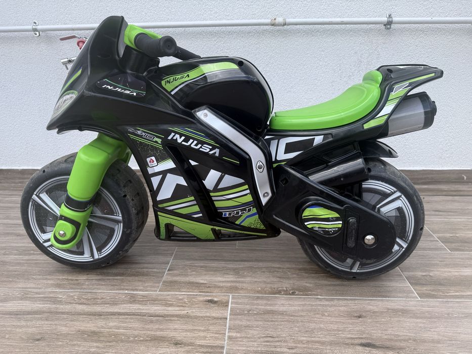Motocicleta plastic Injusa Winner Kawasaki XL