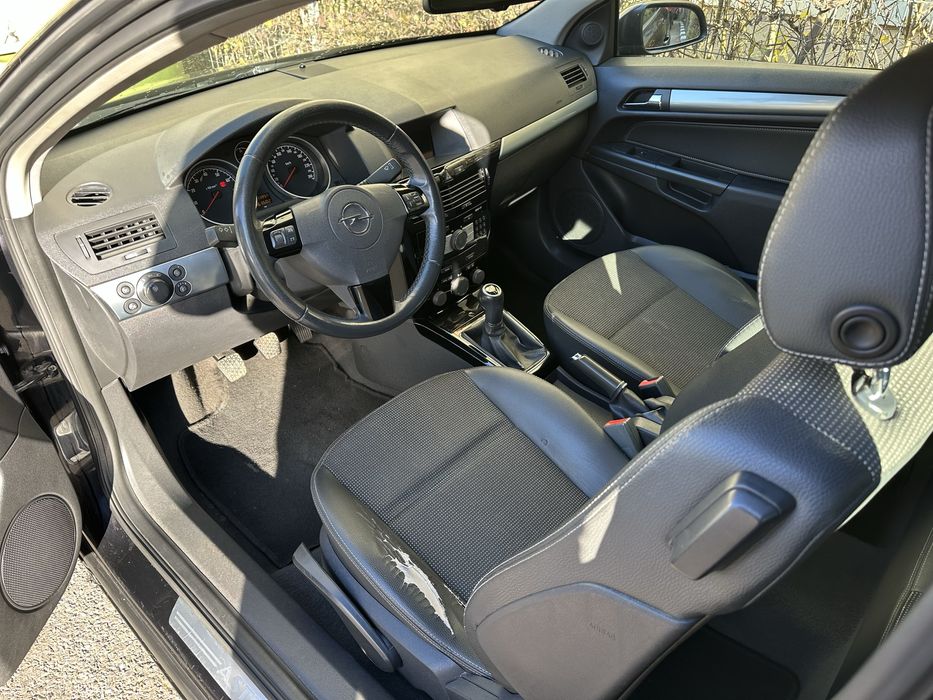 Opel Astra H GTC 1.6 Benzina – EURO 4 – 2008 – stare buna