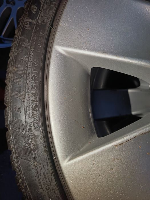 Vând jante BMW  19 cauciucuri iarnă !
