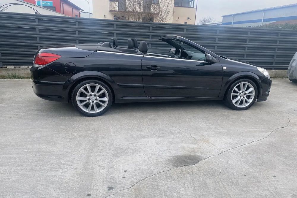 Opel Astra Opel Astra H TwinTop Cabrio 1.6 Benzina 141.000 km Hardtop Functional