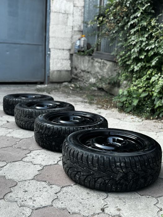 Резина с дисками шипованная Mercedes