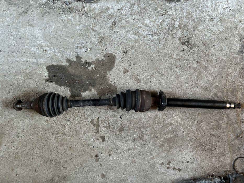 Planetara lunga Opel Astra H Zafira B 1.9 cdti