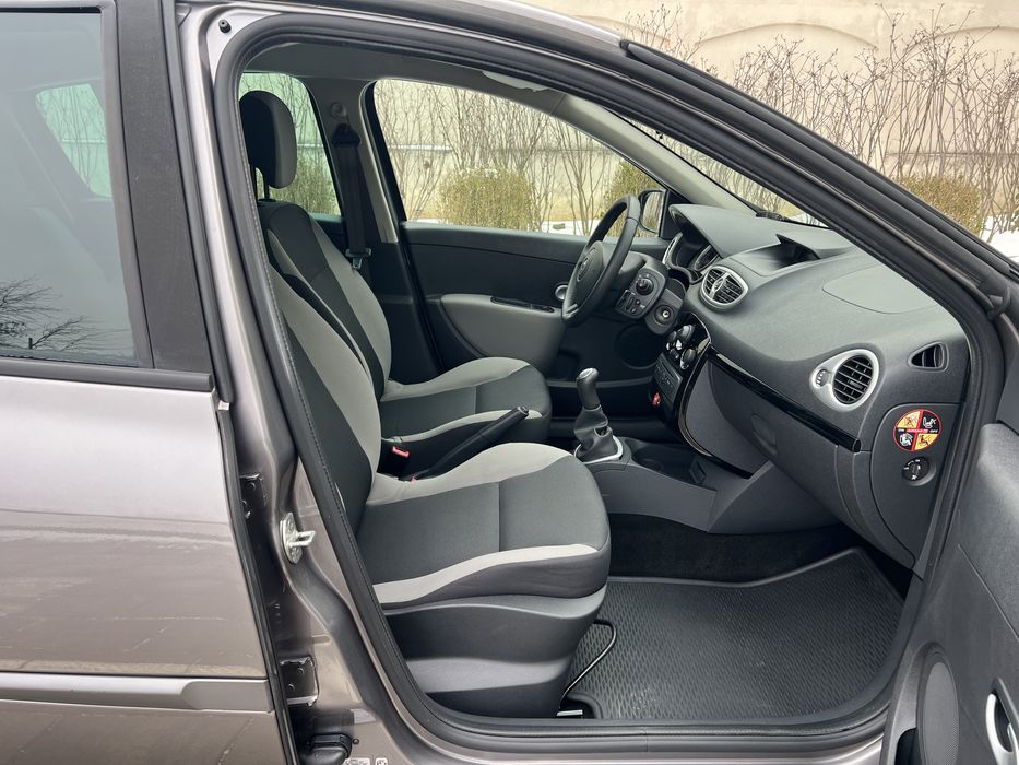 Renault Clio 2011 Doar 5.000 Km NERLUATĂ Unic Propietar Euro 5