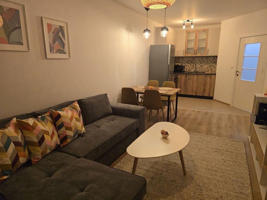 Продава се Двустаен апартамент в Варна, м-т Боклук Тарла - 70 кв.м за 8 €/кв.м - Снимка #4