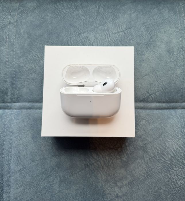 Airpods pro 2,правый наушник