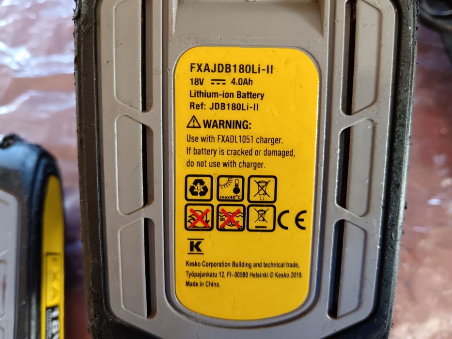 Impact și filetantă FXA, cu 4 acumulatori