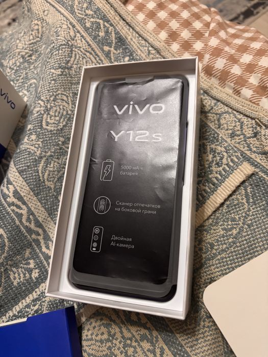 телефон VIVO Y21s