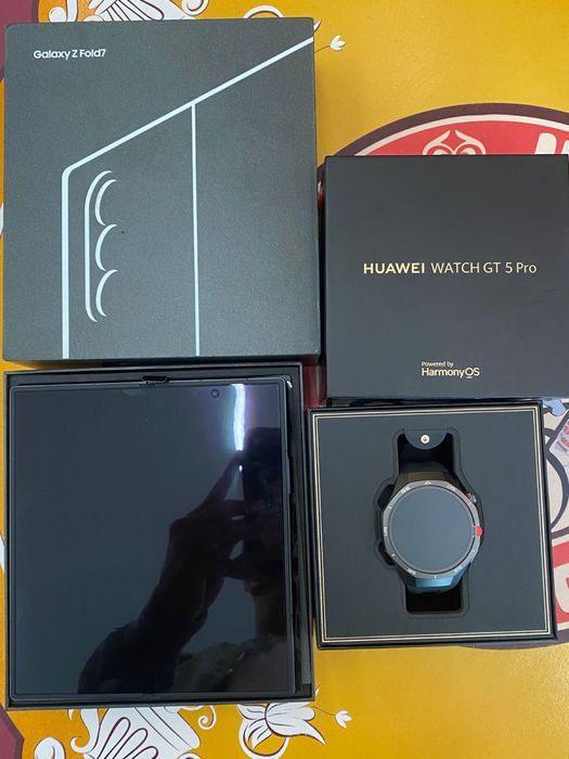 Продаеться новый телефон