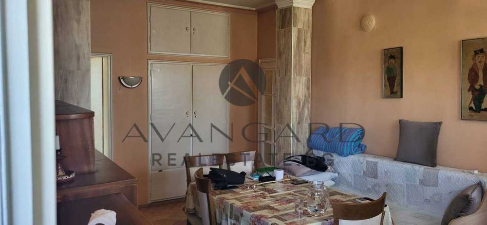 Продава се Тристаен апартамент в Пловдив, Център - 80 кв.м за 1496 €/кв.м - Снимка #2