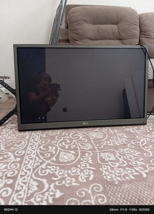 Продаю Телевизор LG