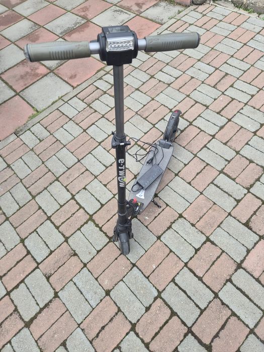 Trotineta e TWOW booster