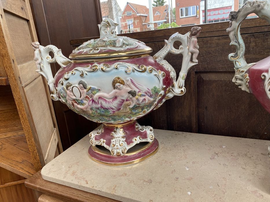 Огромни порцеланови съдове каподимонте ваза супник урна