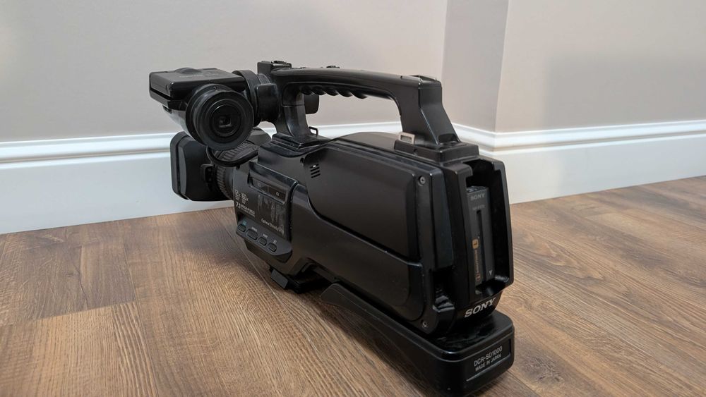 Sony dcr sd1000 видеокамера ОБМЕН