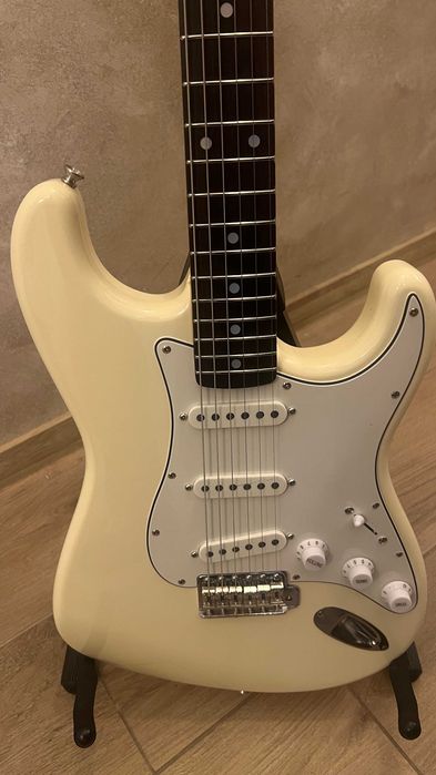 Squier by Fender 62 Reissue Stratocaster Red SQII-STR Japan MIJ