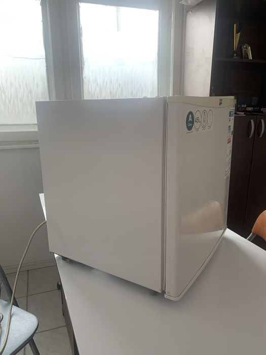 Mini frigider Fairline MB50, 45L, Clasa A, funcțional