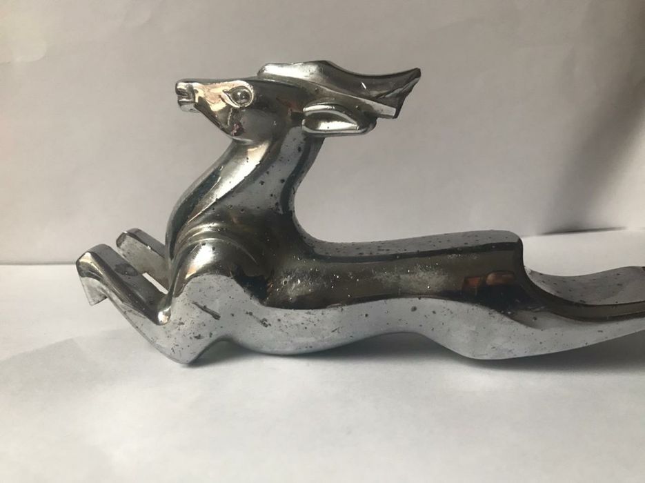 Фигурка на машину