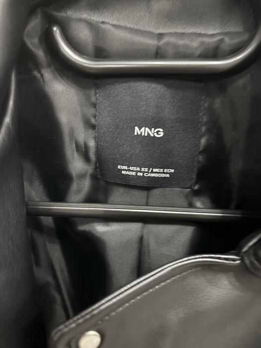 Дамски кожено яке Mango