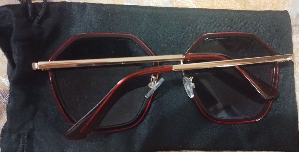 Слънчеви дамски очила