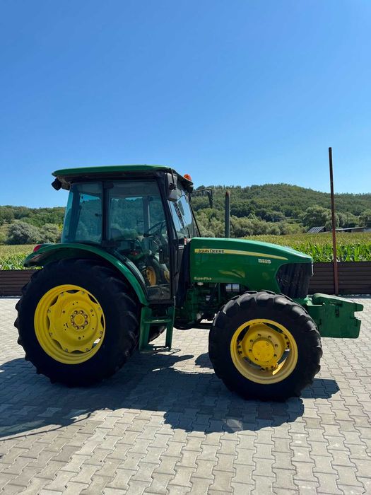 Tractor John Deere 5725