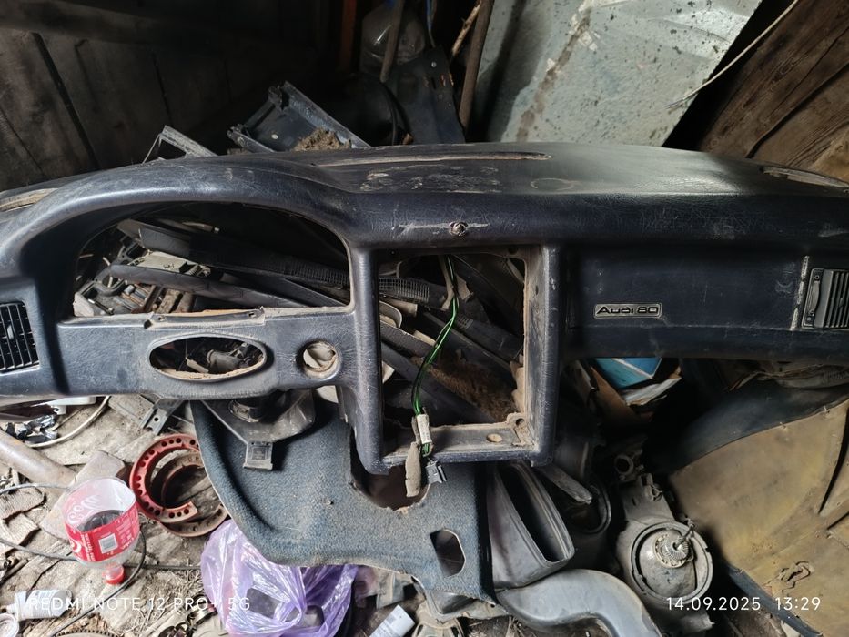 Продам на Ауди 80 б 3