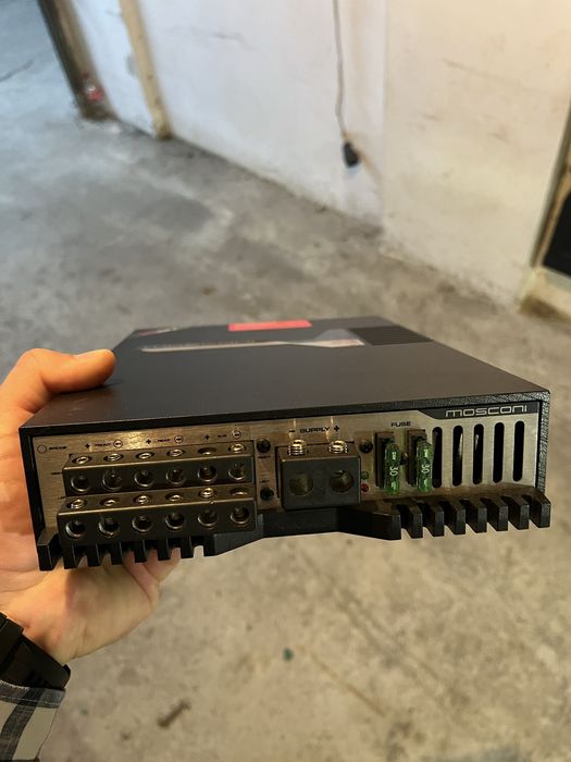 Продавам усилвател Mosconi Gladen ONE 60.6 6канален