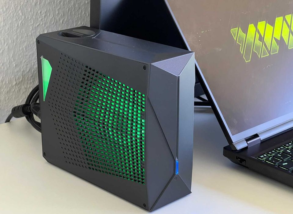 XMG Neo 16 RTX 5090,Ryzen 9 9955HX3D,32gb DDR5