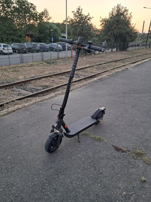 Trotinetă electrică  XIAOMI Electric  Scooter Elite
