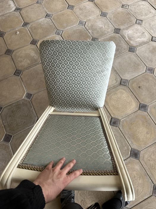 Стол стуляларымен