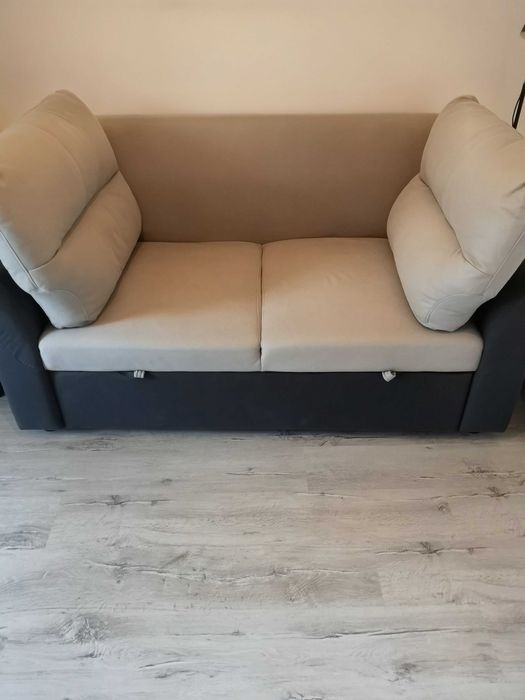 Canapea extensibila 2 persoane