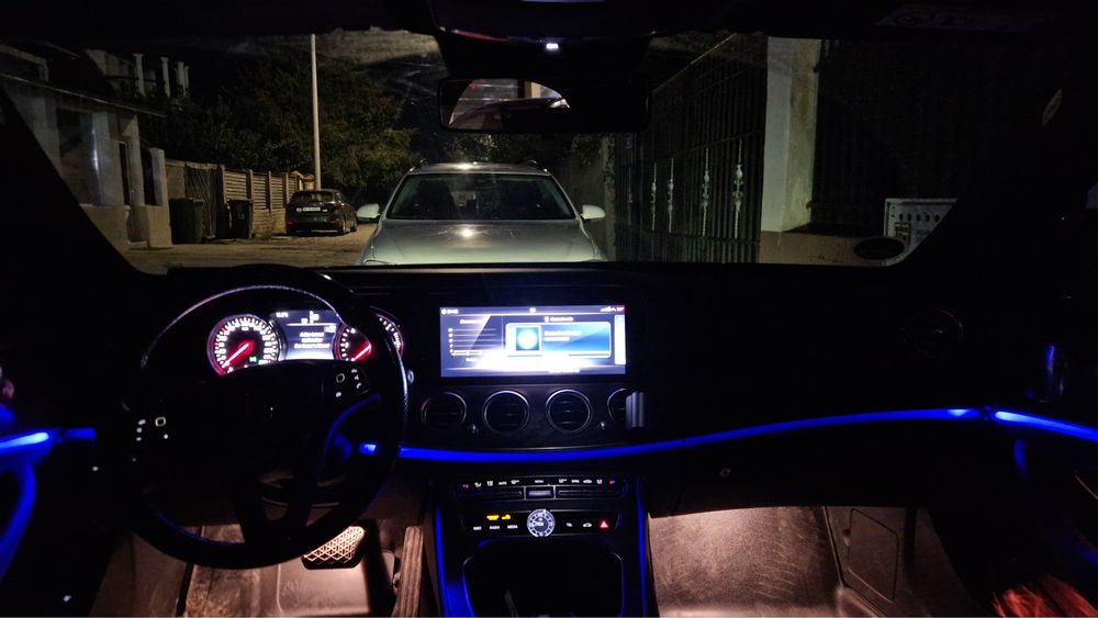 Mercedes E 200  W213
