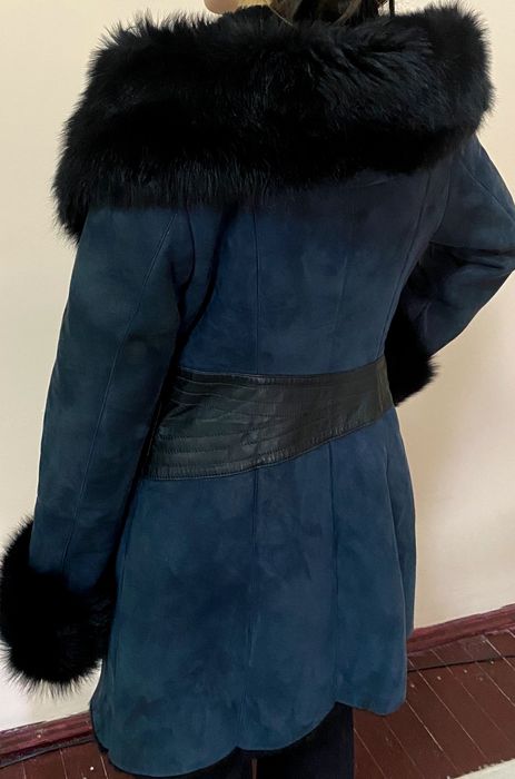 Дублёнка с капюшоном