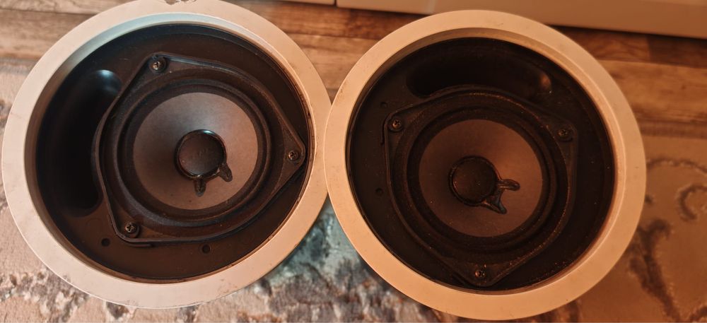 Boxe Bose de tavan model 32 Craiova • OLX.ro